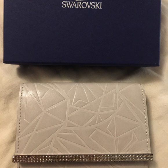 Brand NEW Swarovski Leather Wallet with white crystals - Picture 3 of 10